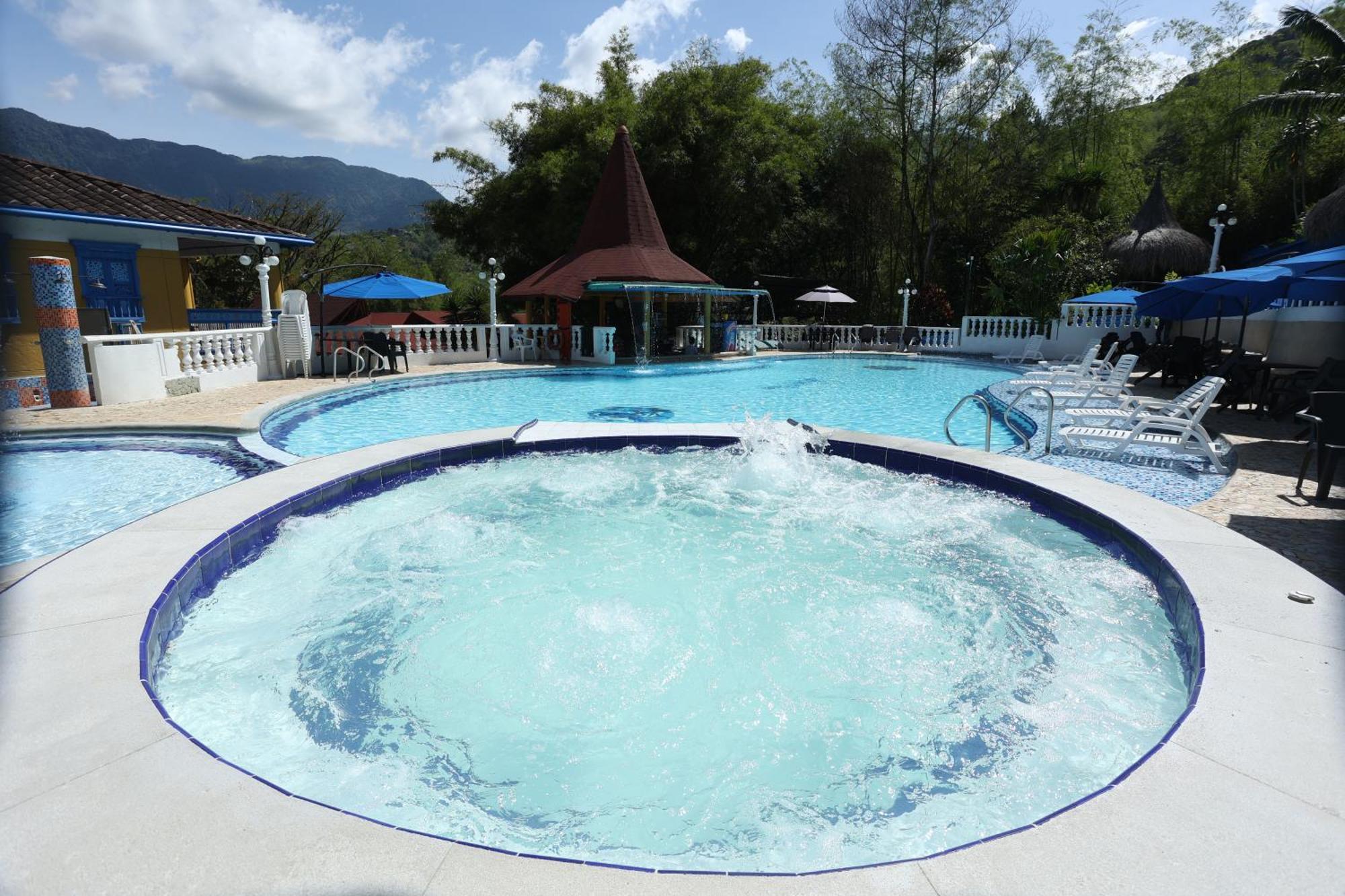 Hotel Aguatur Cocorna Exterior photo
